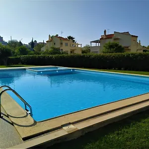 Algarve Vibes Apartment, Wifi, Pool, Ac, Bbq , Portimão Portugal