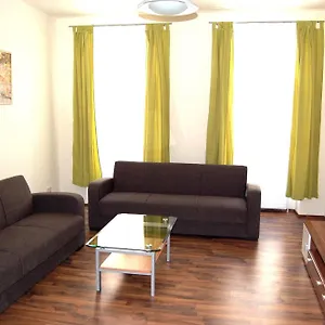  Apartment Family