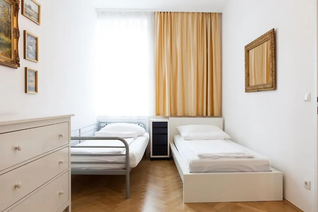Vienna-Flats Self Check-In Apartment 0*, Vienna